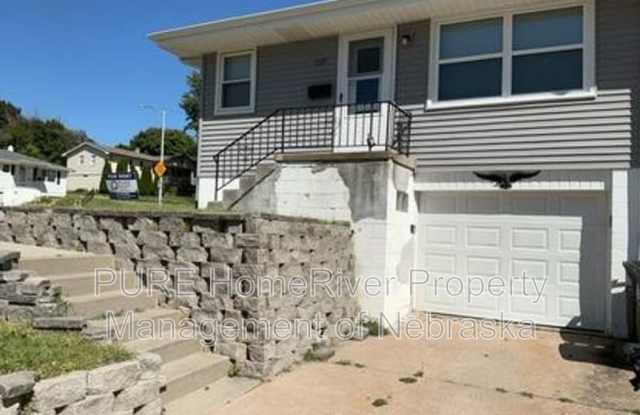 3107 S. 44th Avenue Gallery 2