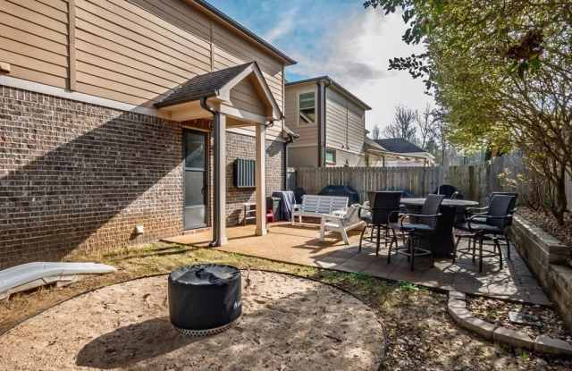 122 Westbury Circle Gallery 2