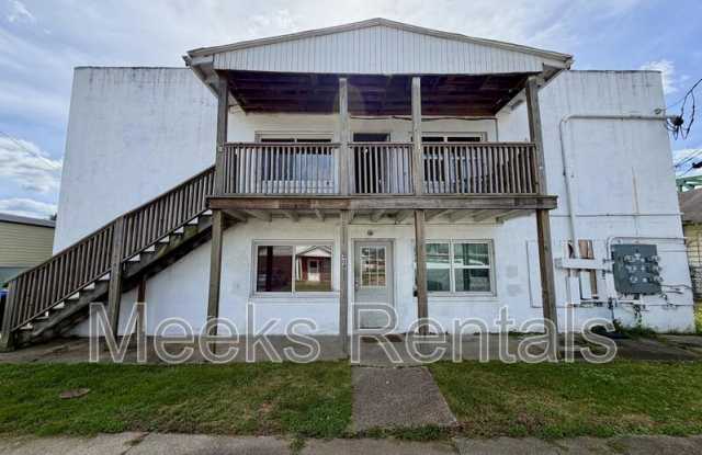 408 1st St. Gallery 2