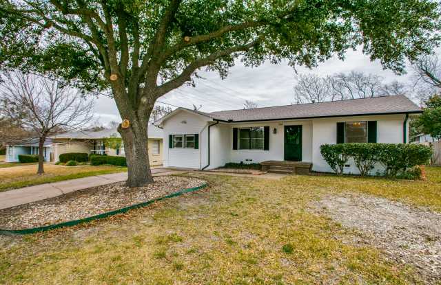 404 Valley Dr - 404 Valley Drive, Rockwall, TX 75087
