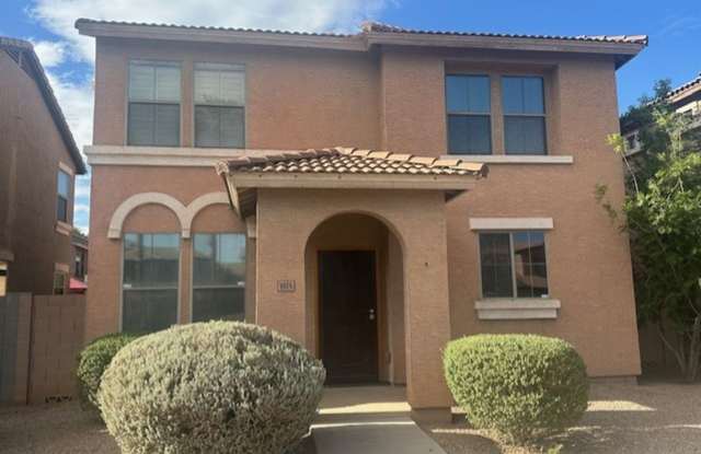Beautiful 3 bed/2.5 bath home near San Tan Village - 1560 sq feet photos photos