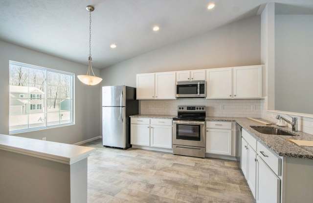 1 Month FREE Rent! Applied to Your First Full Month. Terms & Conditions Apply. Gallery 3