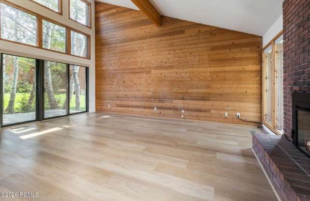 1656 Village Round Drive Gallery 3