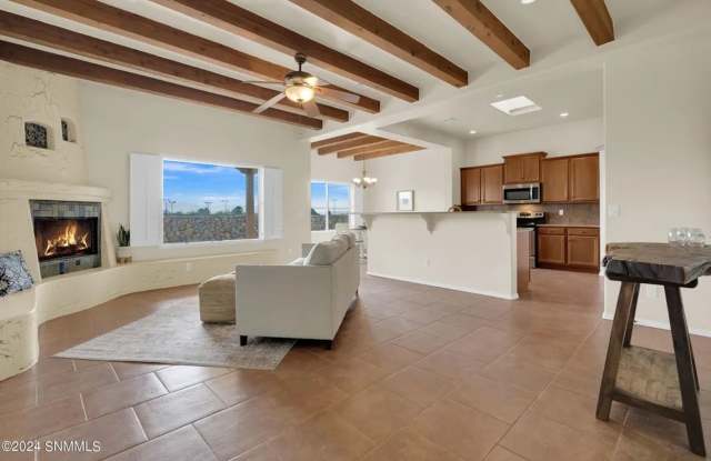 Comfortable Las Cruces Home with Spacious Living Areas Gallery 3