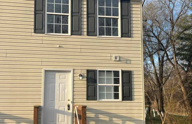 637 E SPENCER Street photos photos