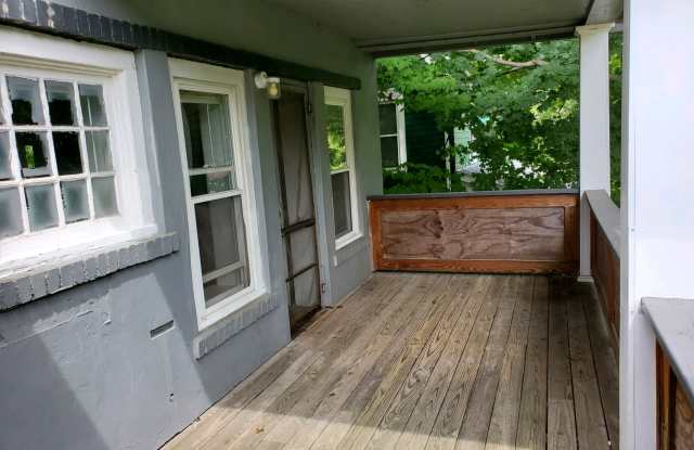202 South Mantua Street Gallery 4