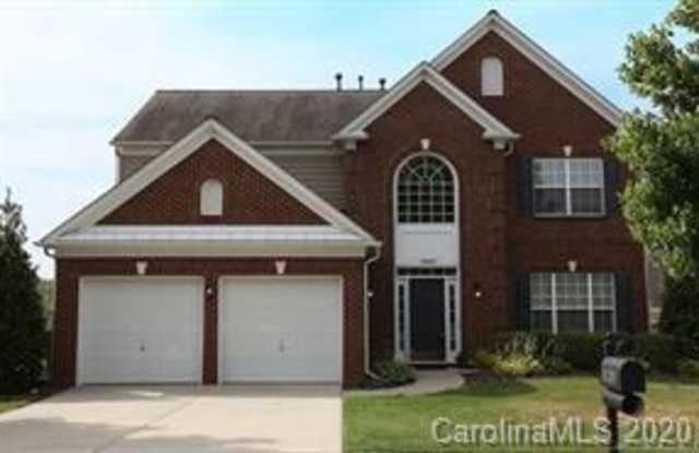 10820 Fountaingrove Drive - 10820 Fountaingrove Drive, Charlotte, NC 28262