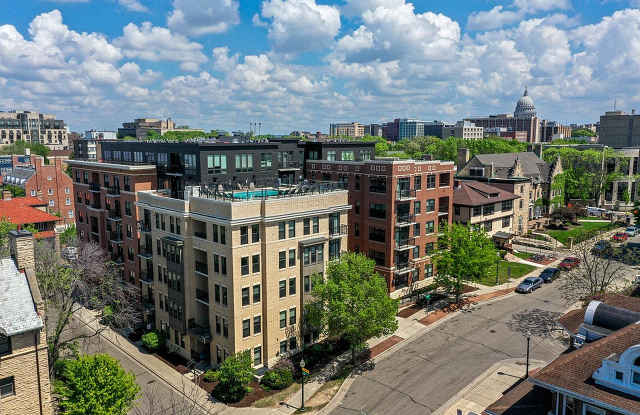 The Waterfront Apartments Gallery 3