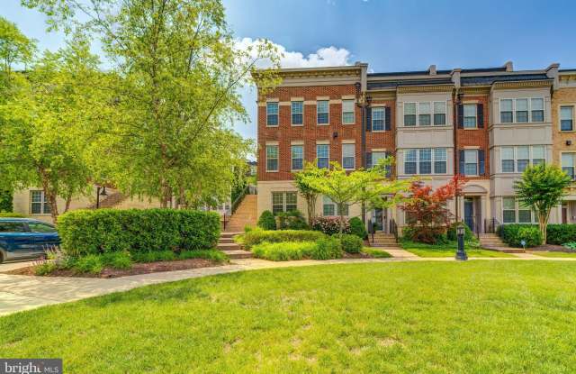510 OVERLOOK PARK Drive Gallery 3
