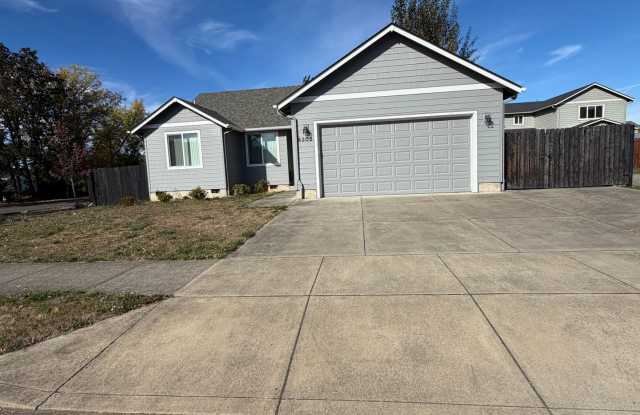 3-Bedroom 2-Bath House Gallery 1