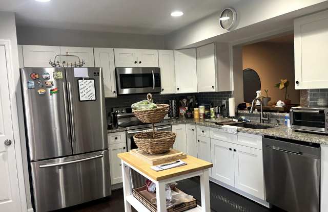 47405 MIDDLE BLUFF Place Gallery 4