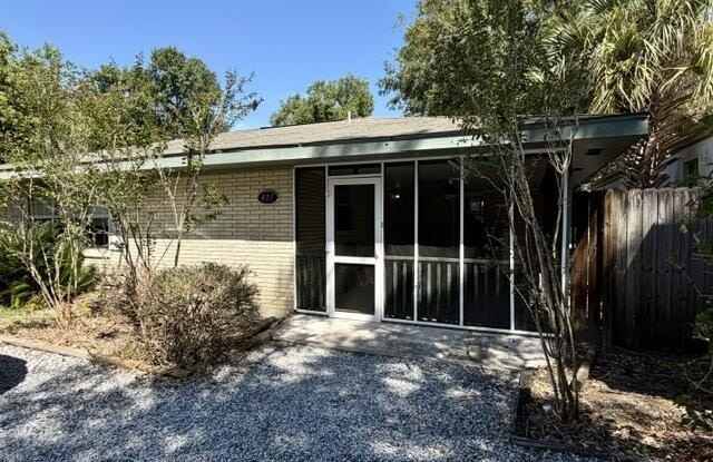 407 St John Gallery 1