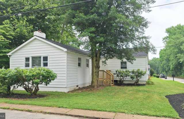 734 PULASKI HIGHWAY photos photos