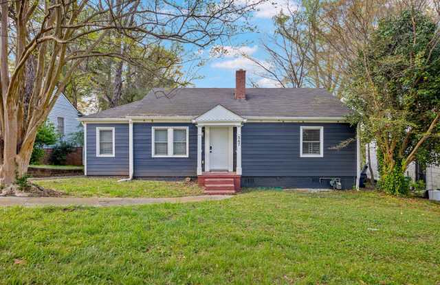 Spacious 3BR Home Near Emory, Grady and GSU Gallery 1