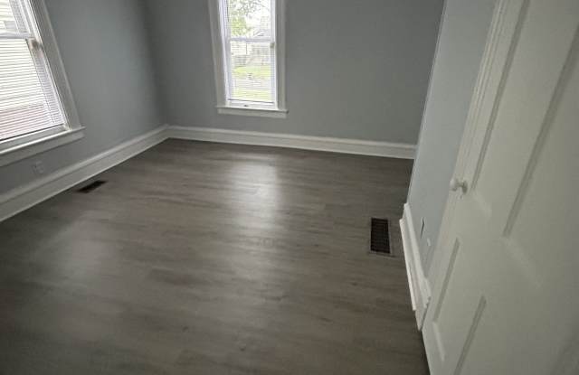 203 North Glenwood Avenue photos photos