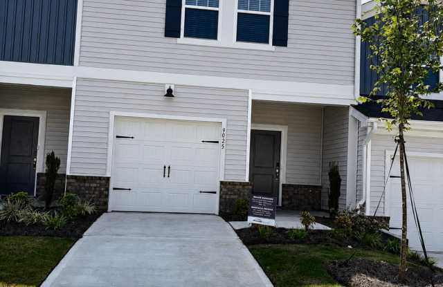 9025 Foggy Brook Loop Gallery 2