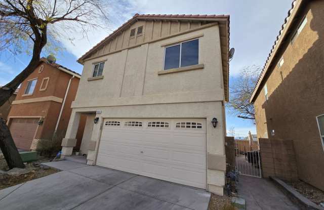 Charming Two-Story Townhouse in North Las Vegas! Move In Special Gallery 1