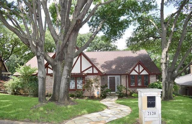2120 Wilson Drive - 2120 Wilson Drive, Arlington, TX 76011