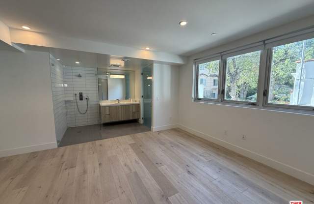 8210 Fountain Avenue photos photos 8210 Fountain Avenue photos photos