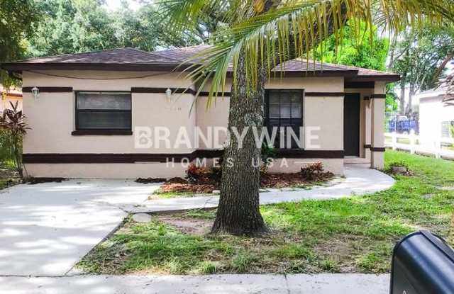 2510 East Curtis Street photos photos