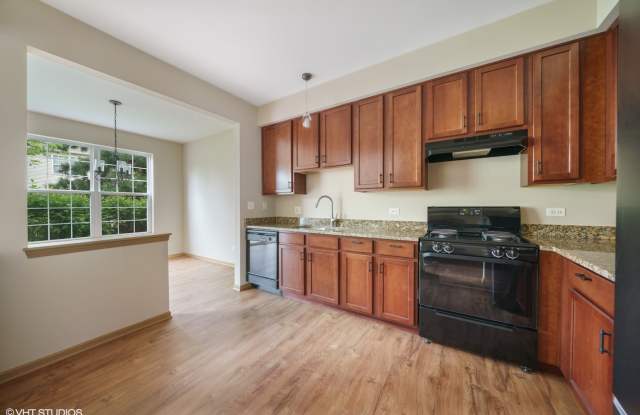 2844 Rutland Circle Gallery 4