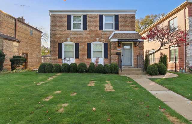 6734 N Hamlin Avenue photos photos
