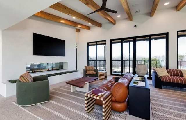 5200 McKinney Falls Pkwy Gallery 2