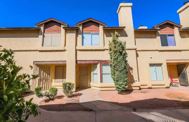 CUTE 2 BEDROOM CONDO! photos photos