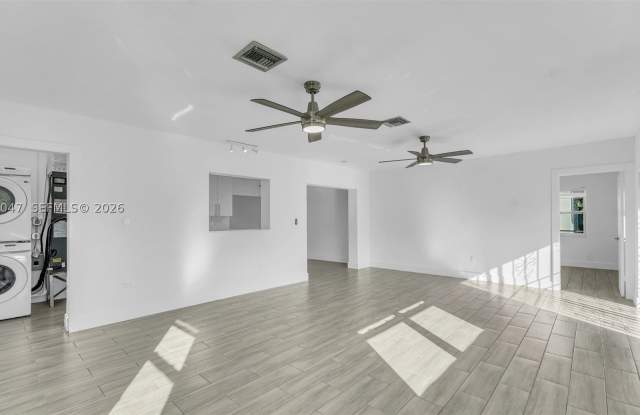 7290 SW 34th St Rd Gallery 4
