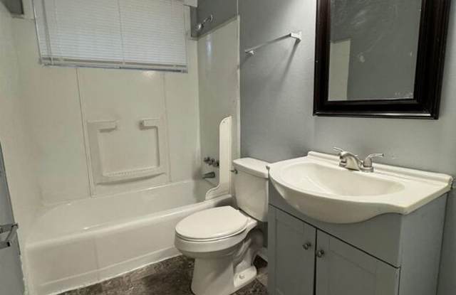 534 Camrose Dr Gallery 3