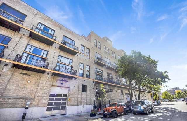 2545 S DEARBORN Street - 2545 South Dearborn Street, Chicago, IL 60616
