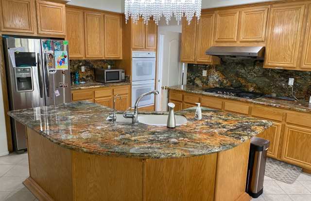 5 Bedroom Valencia Home at End of Cul-De-Sac photos photos