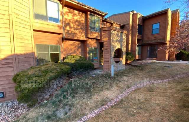 5048 Sunsuite Trail Gallery 2