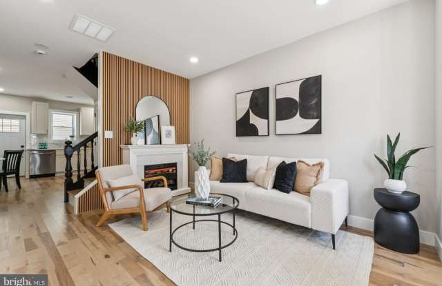 344 ELM Street NW - 344 Elm Street Northwest, Washington, DC 20001