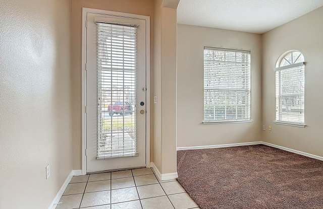 3/2.5 Townhome Gallery 3