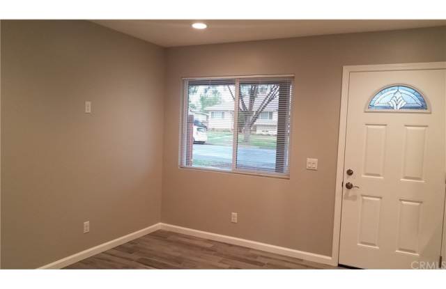 1343 E Union Gallery 4