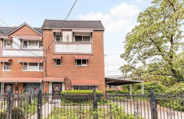 1186 E 233rd Street - 1186 East 233rd Street, Bronx, NY 10466 1186 E 233rd Street - 1186 East 233rd Street, Bronx, NY 10466