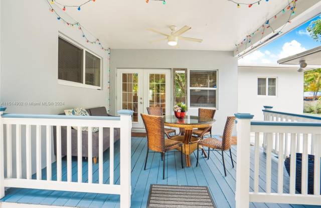 113 SW 2nd St - 113 Southwest 2nd Street, Hallandale Beach, FL 33009