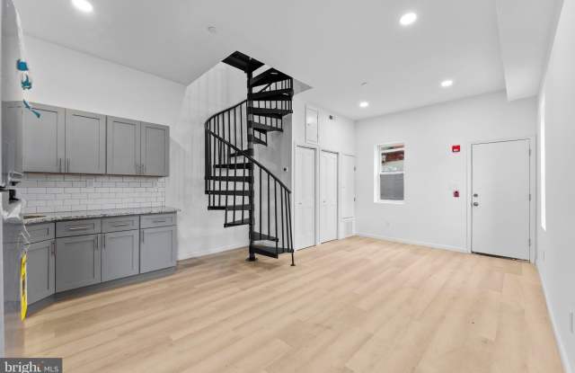2600 S 7TH Street Gallery 2