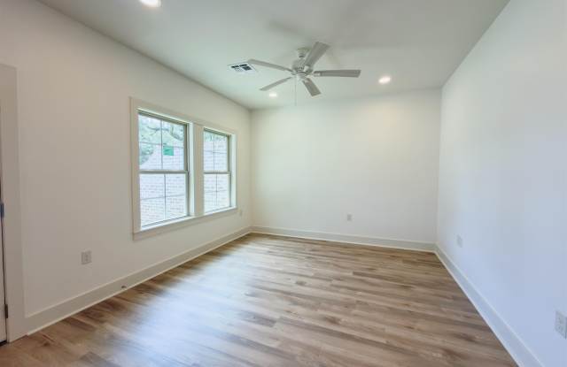 410 B Camellia Dr Gallery 3
