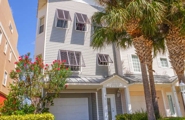 130 Brightwater Dr Unit 1 - 130 Brightwater Dr, Clearwater, FL 33767
