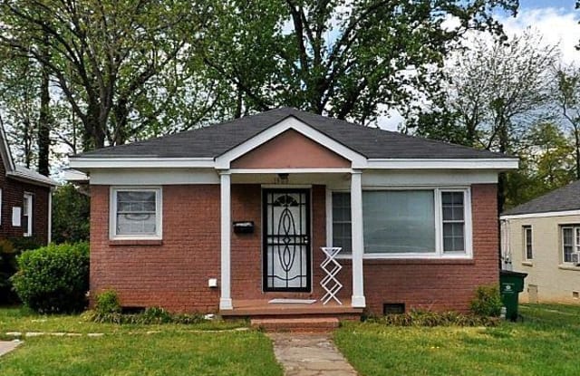 1908 Woodcrest Avenue - 1908 Woodcrest Avenue, Charlotte, NC 28203