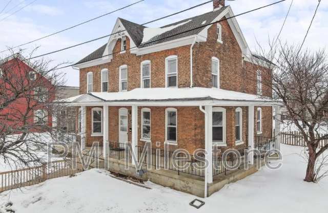1001 Pope Ave photos photos