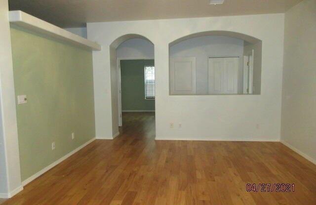 1174 Lilac Way Gallery 3