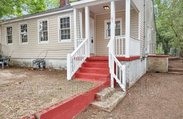 195 Hedges St SE - 195 Hedges Street Southeast, Marietta, GA 30008