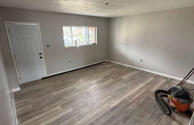 2 bedroom 1 Bathroom House for Rent! photos photos