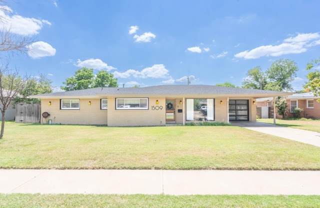 1509 Community Lane photos photos