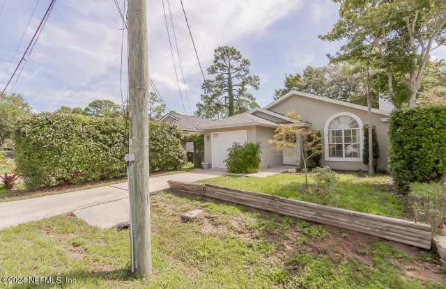 1109 HIBISCUS Street Gallery 4