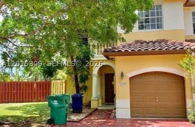 5090 SW 136th Ave photos photos