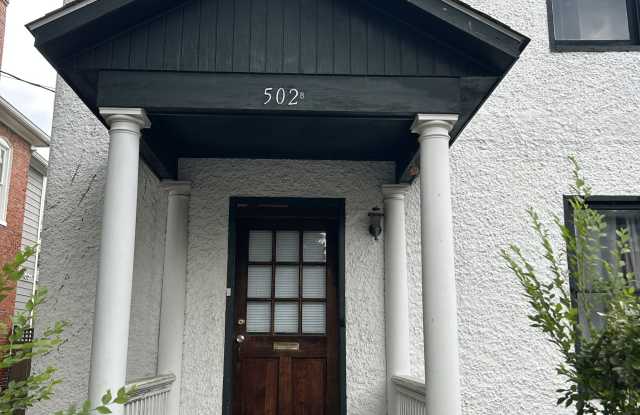 502 N. Loudoun St. #B Gallery 1
